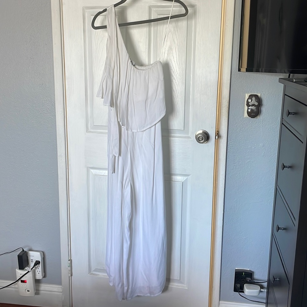 Guess White Cropped One Shoulder Crepe Jumpsuit